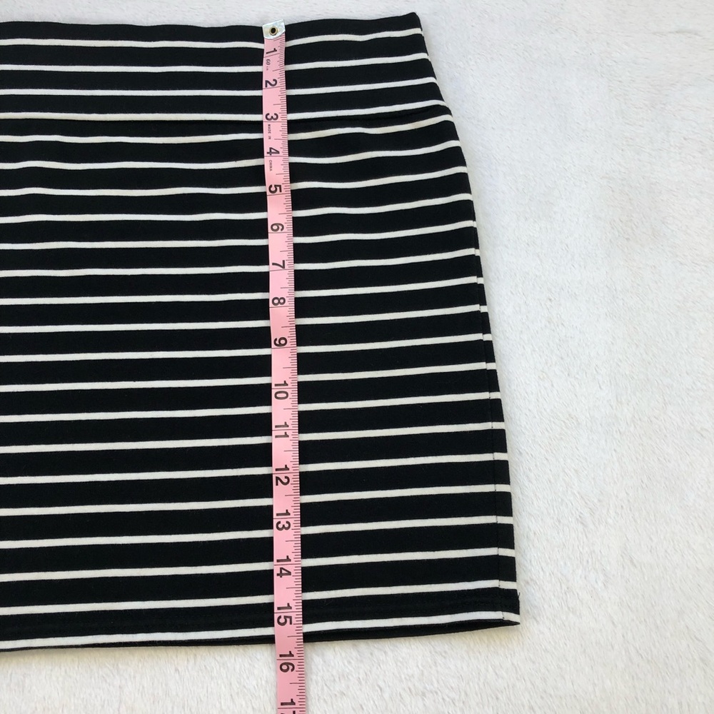Cotton On, Striped Mini Skirt, Size Small - Picture 11 of 11